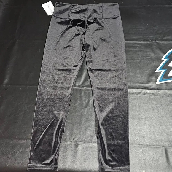NWT Athleta Womens Black Elation Velvet‎ Tight Pants Large - Picture 2 of 6